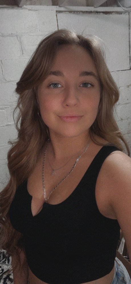 Natalie Curtis pornstar nudes image