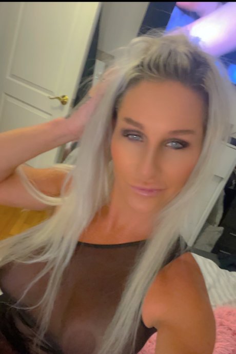 Fiercefunxxx adult model picture