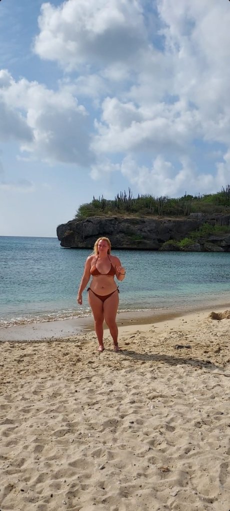 MISS Nanini model perfect image