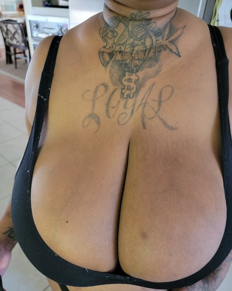 brown eyes kitty onlyfans nude gallery