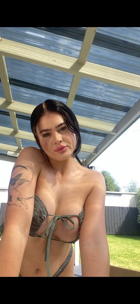 Anna Petite star nudes photo