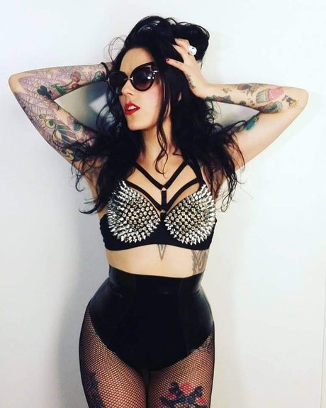 Deadlysin star top pics