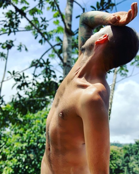 disabled onlyfans art naked archive