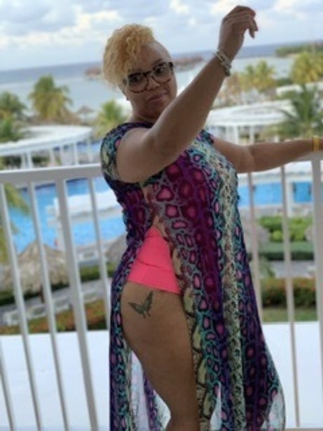 Biz Credit Gemz amp amp Toes nice actress archive