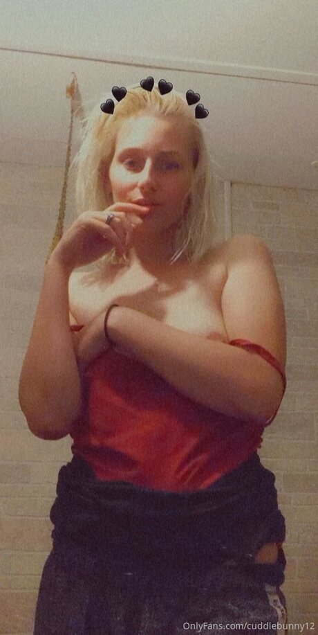 skinny model onlyfans adult images