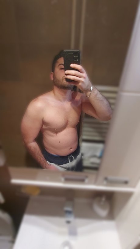 BelgradeBoy model porn pictures