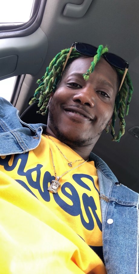 ChocolateThunder erotic model pictures