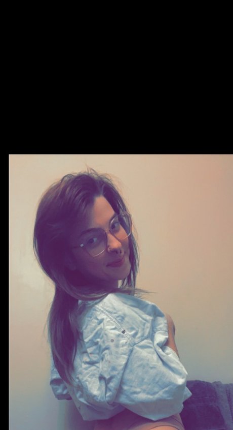 Baby Becca Mackkk porn actress photo