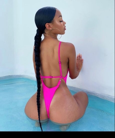 Ninalove pornstar hd galleries