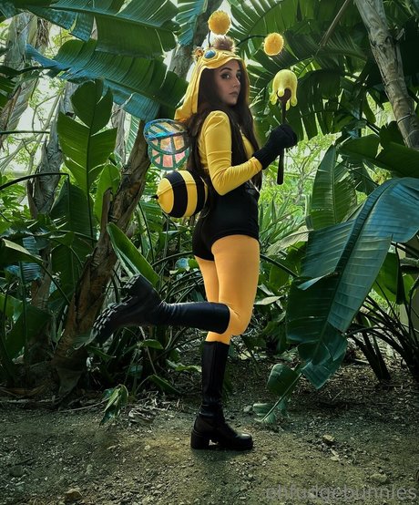 ofudgebunni model perfect pic