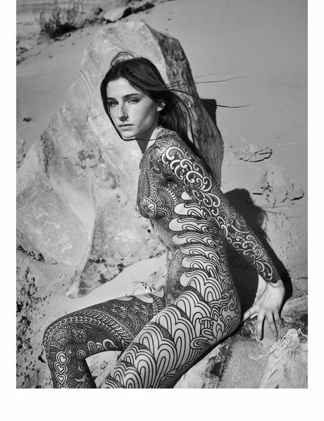 Noemie Doragon hd pornstar image