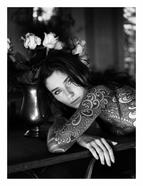 Noemie Doragon pornographic actress picture