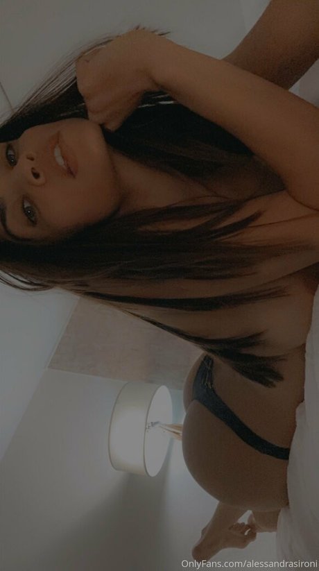 sironinena actress gallery