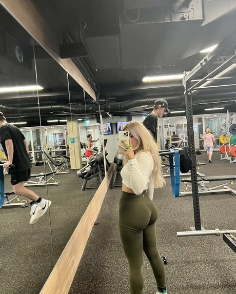 ebony solo onlyfans hot sexy photos