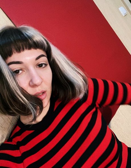 petite slut onlyfans hot porn photo