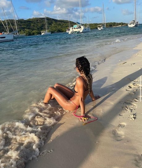 Julia Rose sexy actress galleries