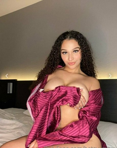 betsy mew pornstar sexy pic