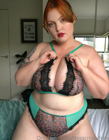 misscrispyfree pretty actress pic