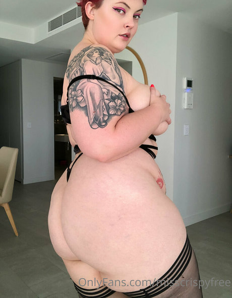 misscrispyfree model hd picture