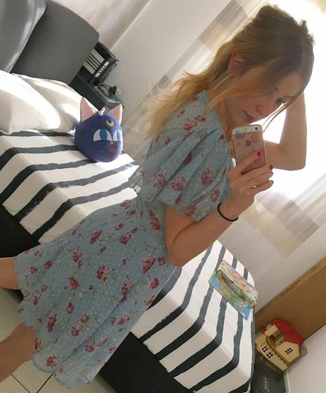 blonde princess onlyfans free naked gallery