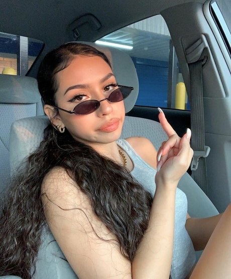 Melissa Estrella porn star galleries