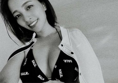 Ayame Misaki hd actress photos