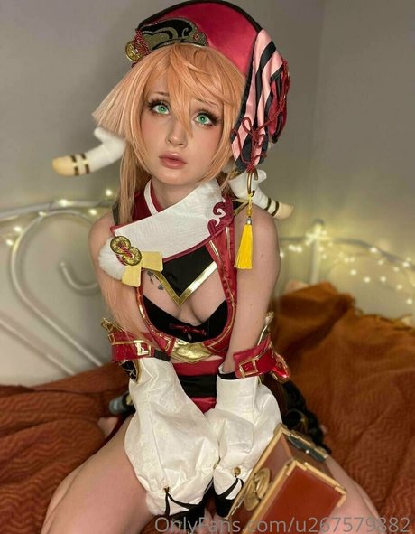 eating onlyfans nudes pic