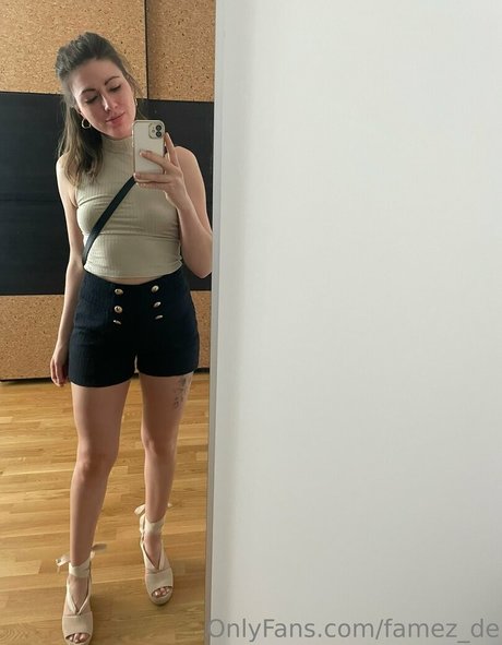 amateur blonde onlyfans beautiful pics