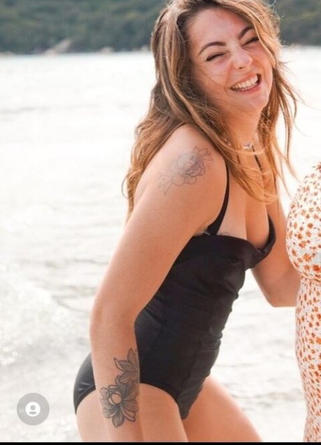 Roxane ASMR star exclusive photos