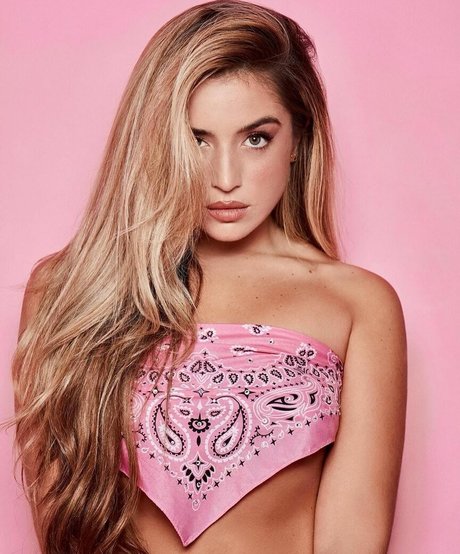 chubby emo onlyfans erotic photos