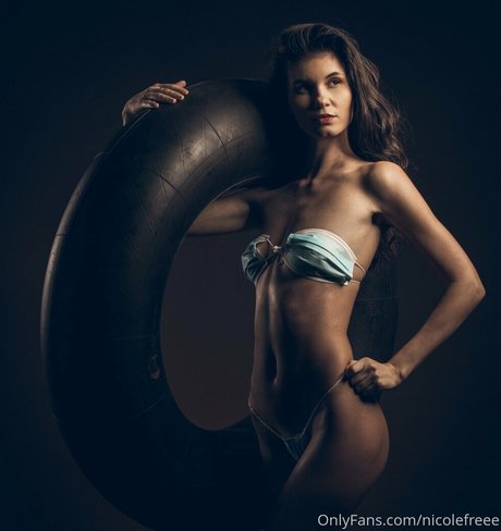 nicolefreee sex pornstar img