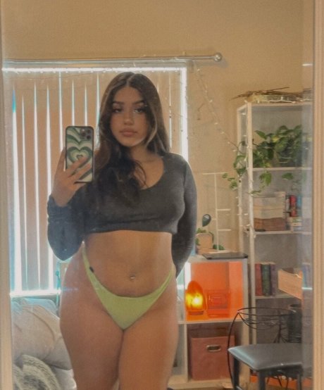 Cashslvt star adult picture