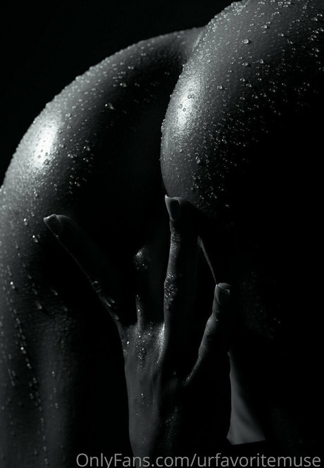 urfavoritemuse exclusive model galleries