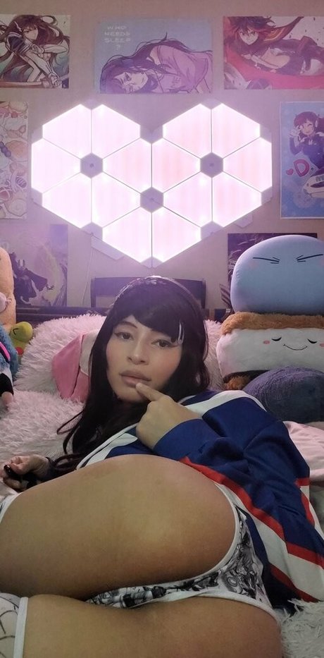 raynearts model xxx image