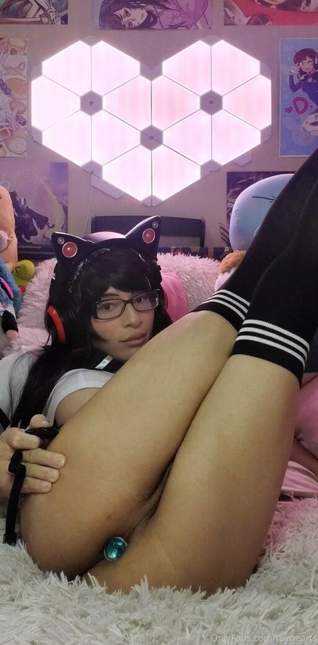 raynearts pornographic model picture