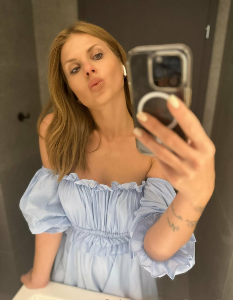 hotgabri pornstar erotic img