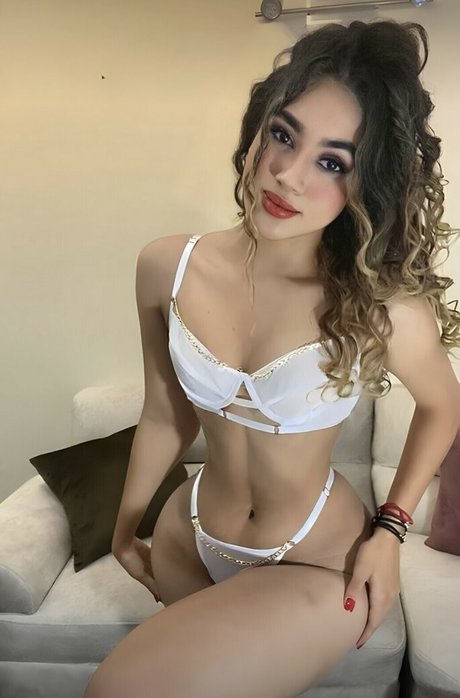 lanagbb model nude picture