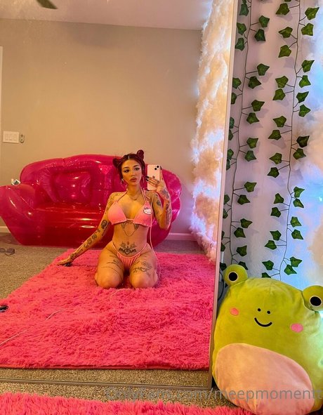 Meepmomentt pornstar pretty photo