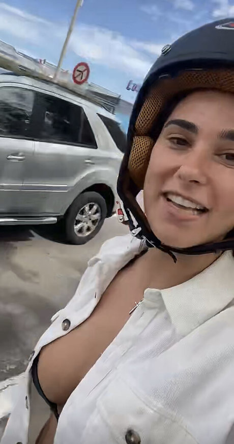 mom feet onlyfans nude picture