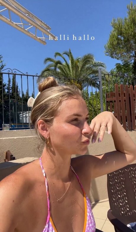 nerdy onlyfans beautiful nude img