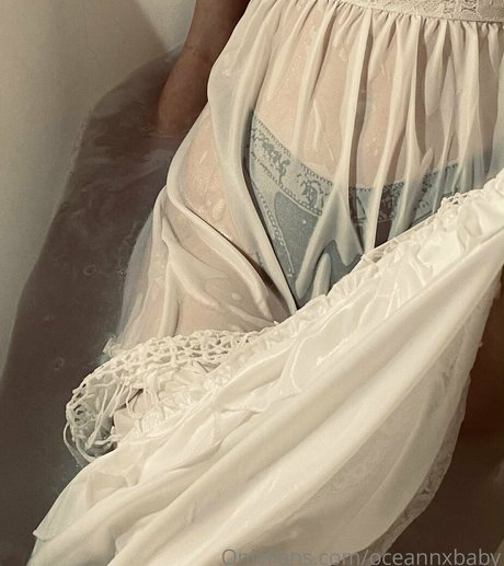 oceannxbaby hot model image