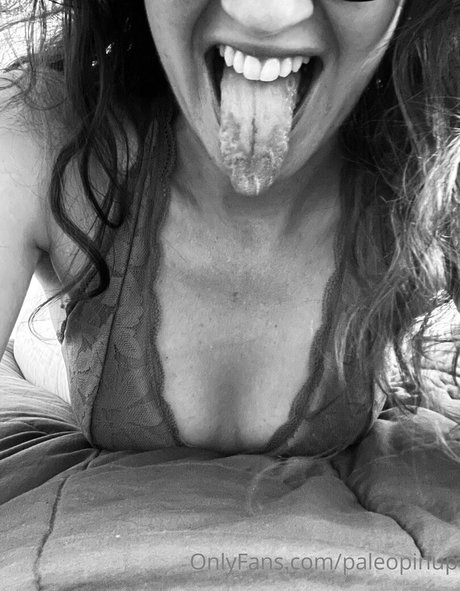 paleopinup pornstar pretty pictures