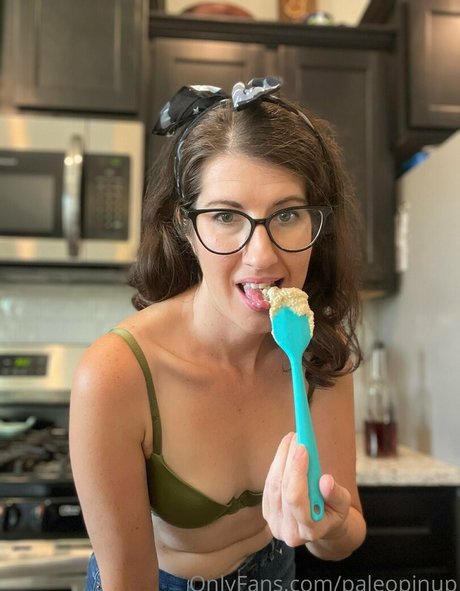 paleopinup nude pornstar pictures