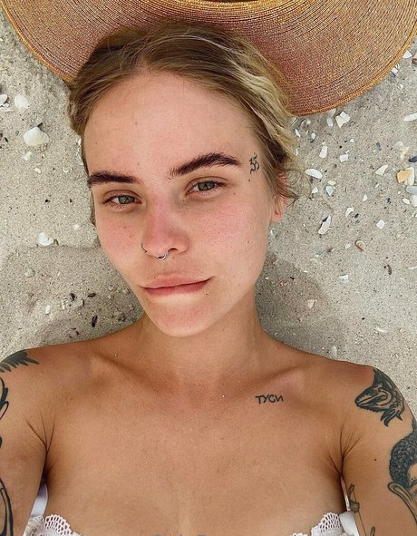 disabled onlyfans sexy naked picture