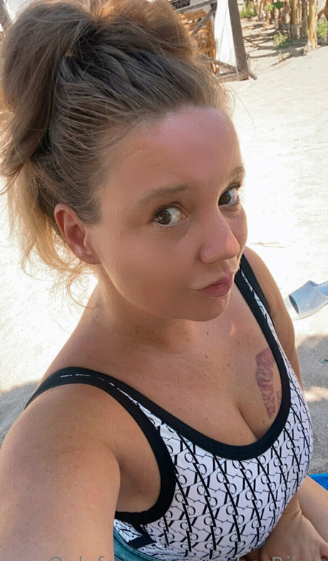 amateur latina onlyfans hot nude image