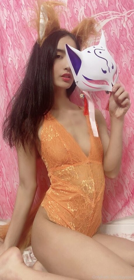 Tayszea exclusive actress pictures