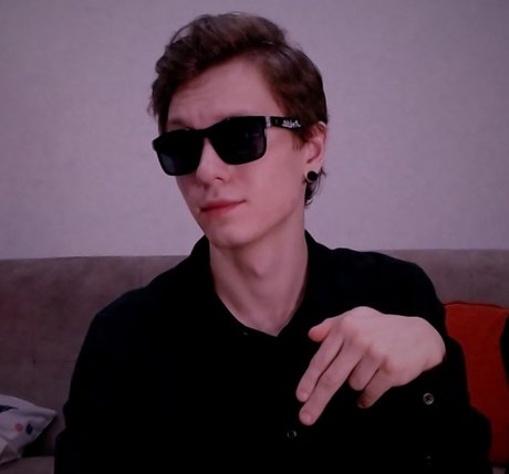 Alex Wispord nice model images