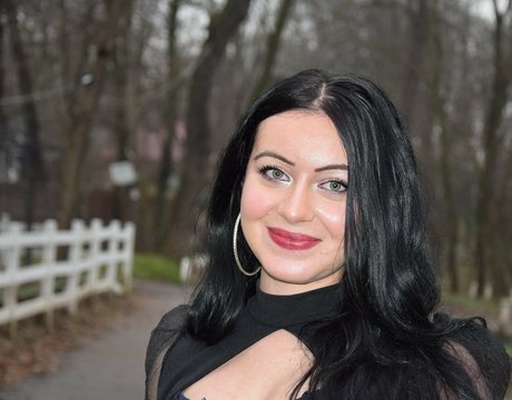 Alison amp ampDrew sexy model gallery