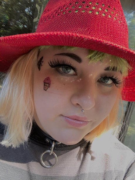 Joanna Belle hd model picture