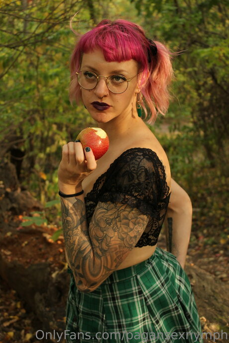 Kitten Nymph pornstar perfect archive